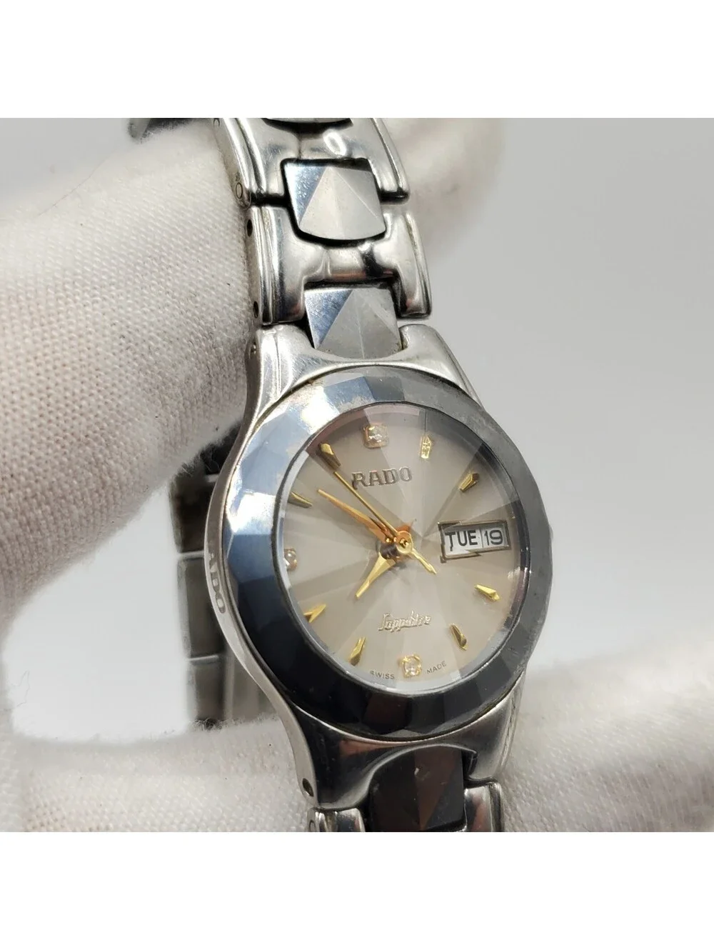 Rado Sapphire Crystal Prisim Womens Watch 22mm Day/Date Dial  New Battery